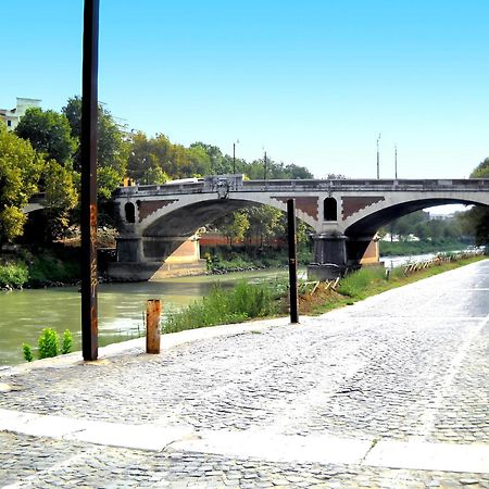 Helios Suites Testaccio - Center Of روما المظهر الخارجي الصورة